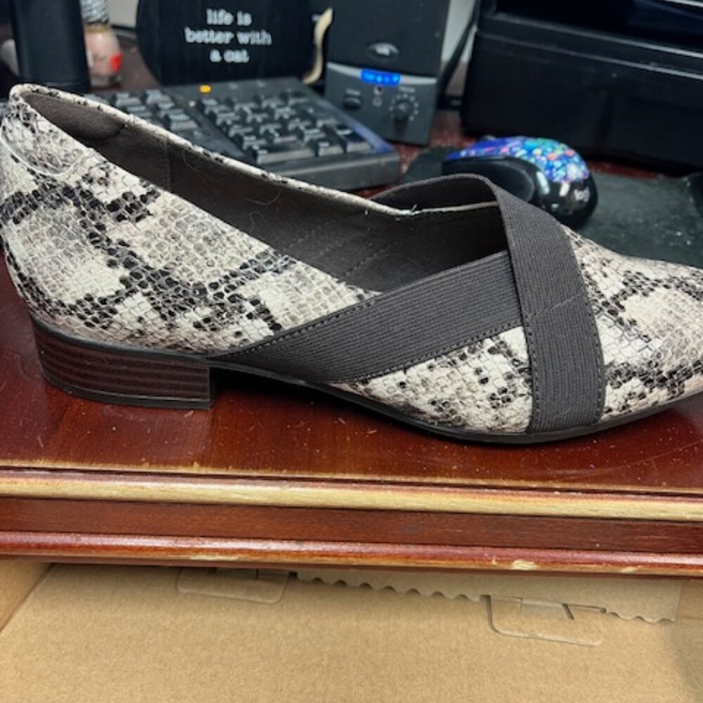 Clark - Snake print shoes